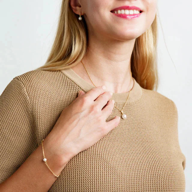 Adagio Effortless Glow Pearl Pendant Gold
