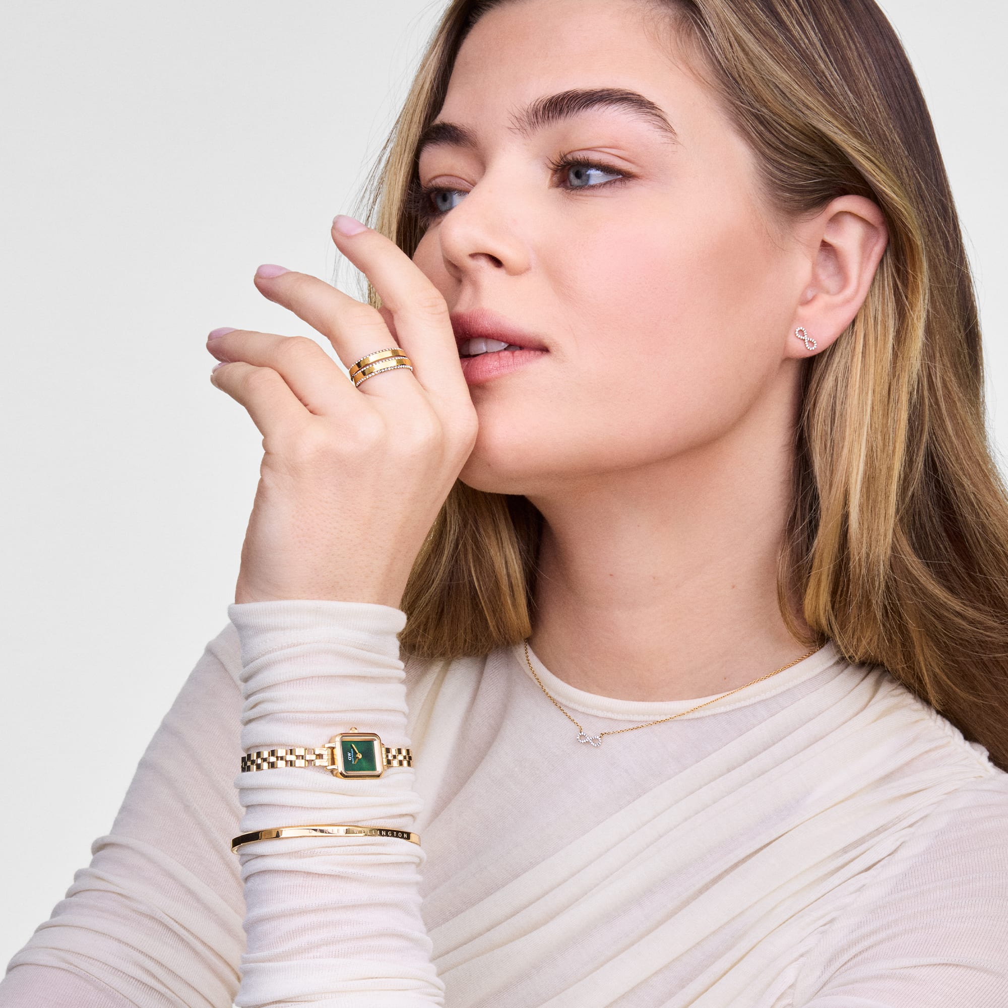 Daniel Wellington Mirelle Infinity Necklace Gold