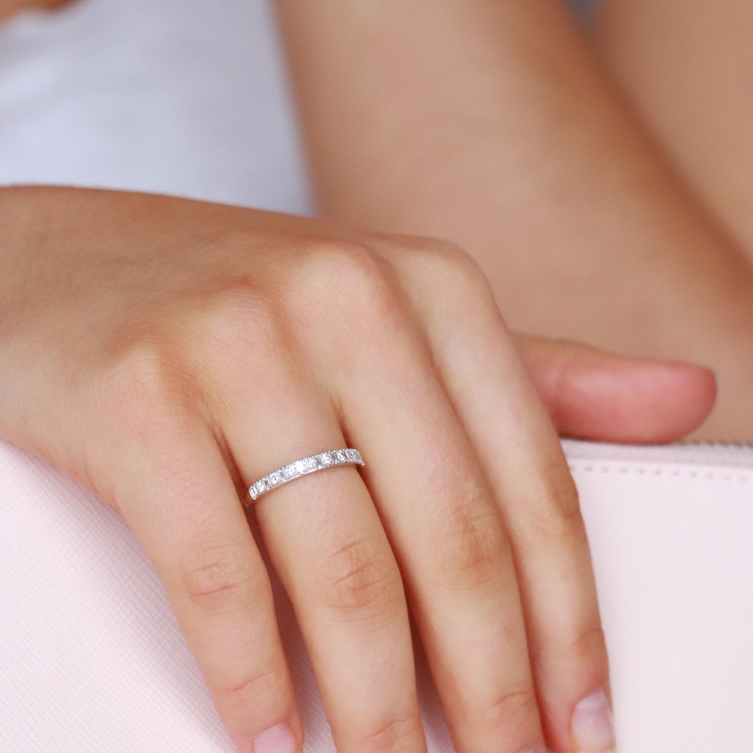 Band Ring with 0.20ct Diamonds in 9ct Yellow Gold