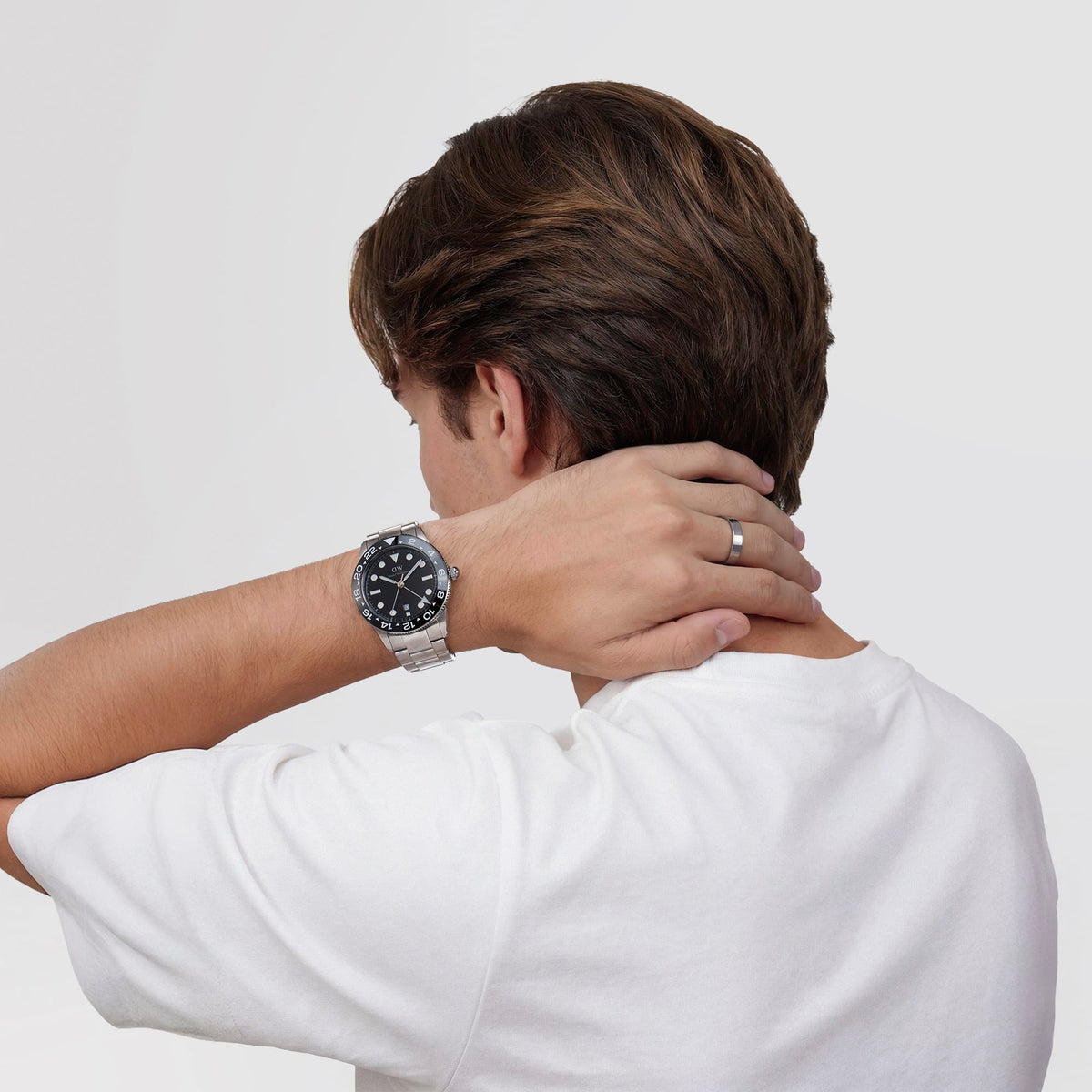 Daniel Wellington Iconic GMT Link Black Ceramic Bezel Silver